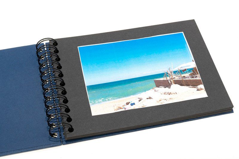 ALBUM FOTO CON SPIRALE 20 FOGLI 19 5X14 5 CM TORTORA