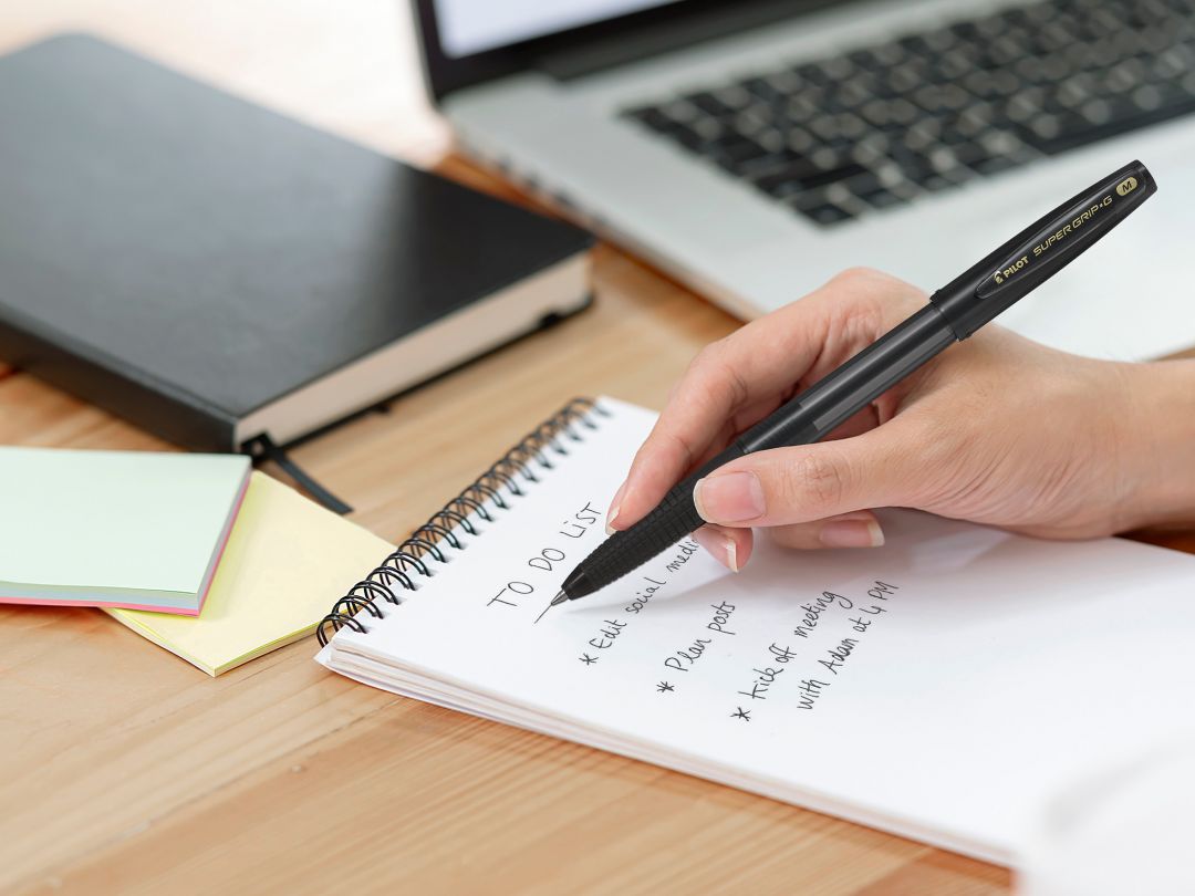 Super Grip G cap penna a sfera punta media nero