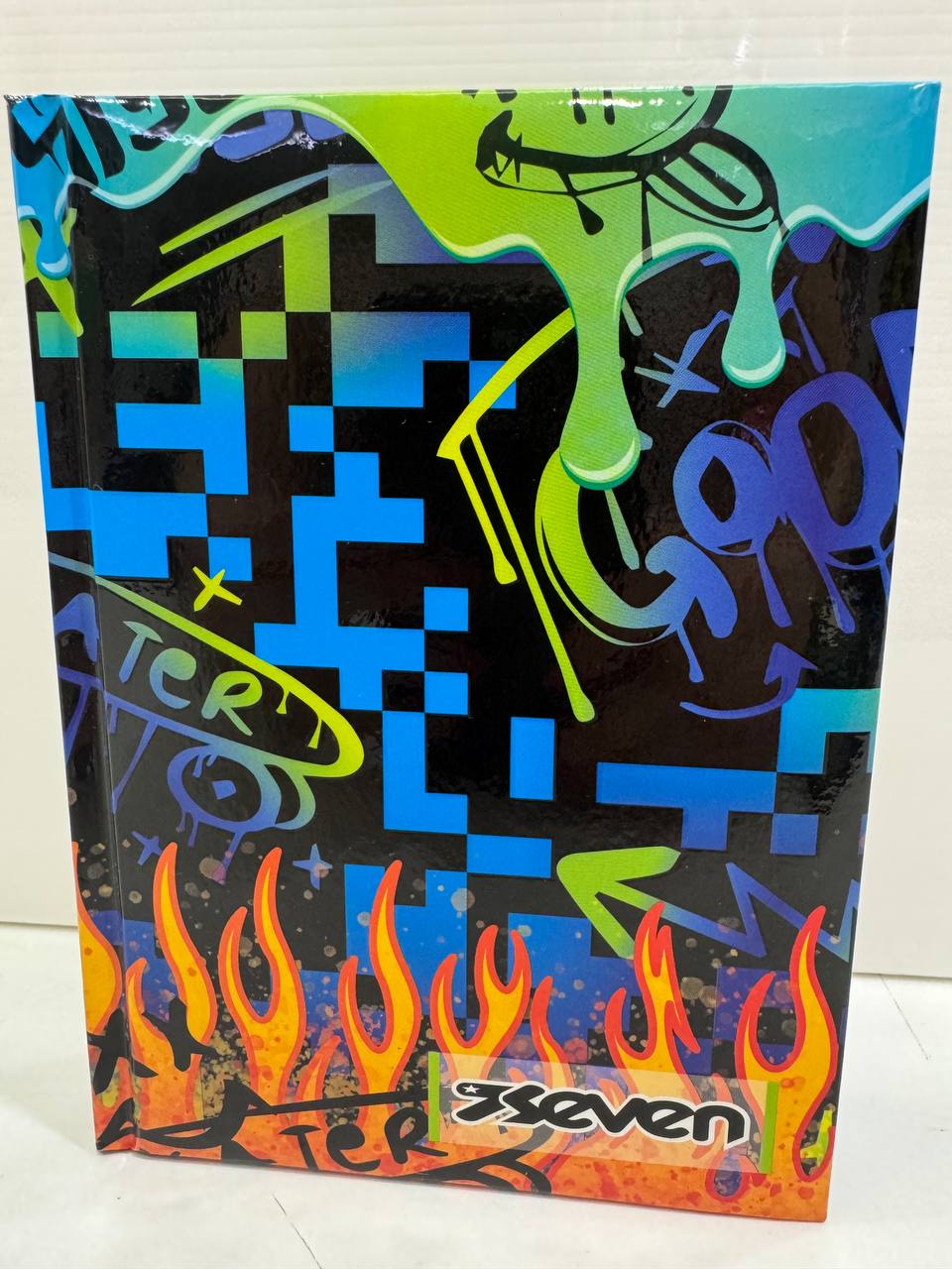 SEVEN 2025 DIARIO POCKET 12 MESI CARTOTECNICA BOY FLAME