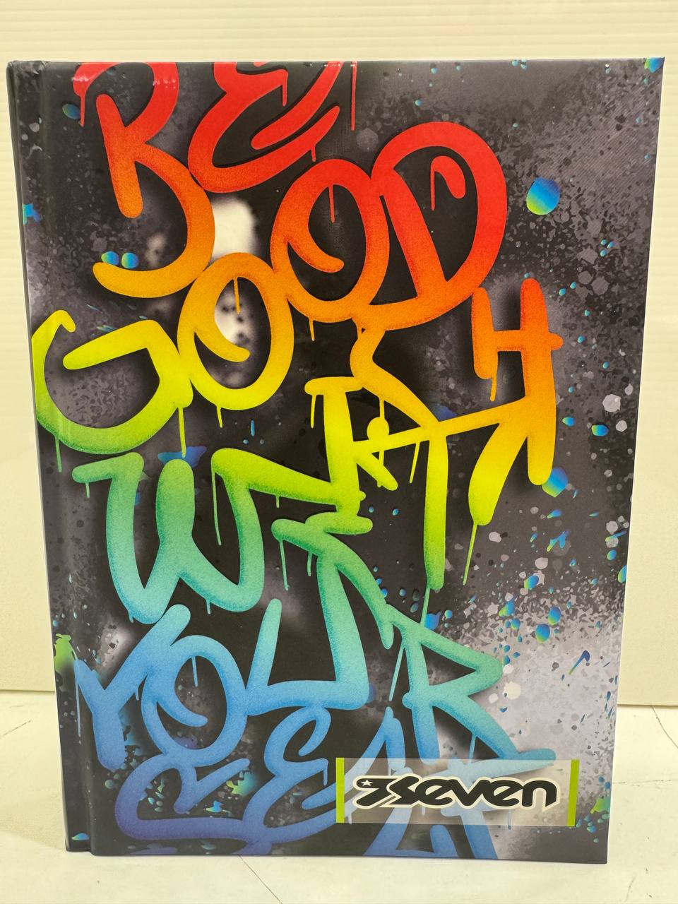 SEVEN 2025 DIARIO STD 12 MESI DATATO CARTOTECNICA BOY MURALE