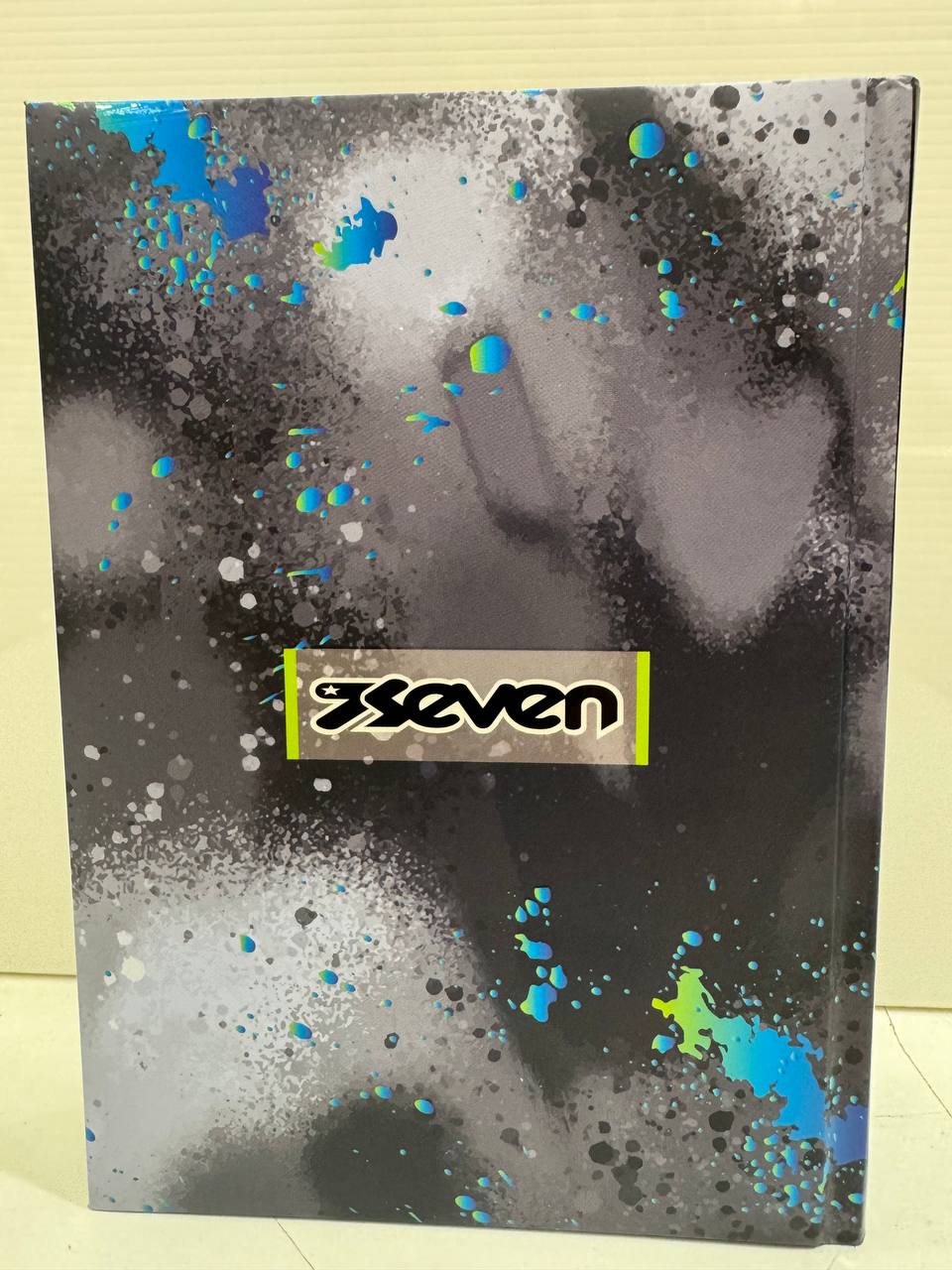 SEVEN 2025 DIARIO STD 12 MESI DATATO CARTOTECNICA BOY MURALE