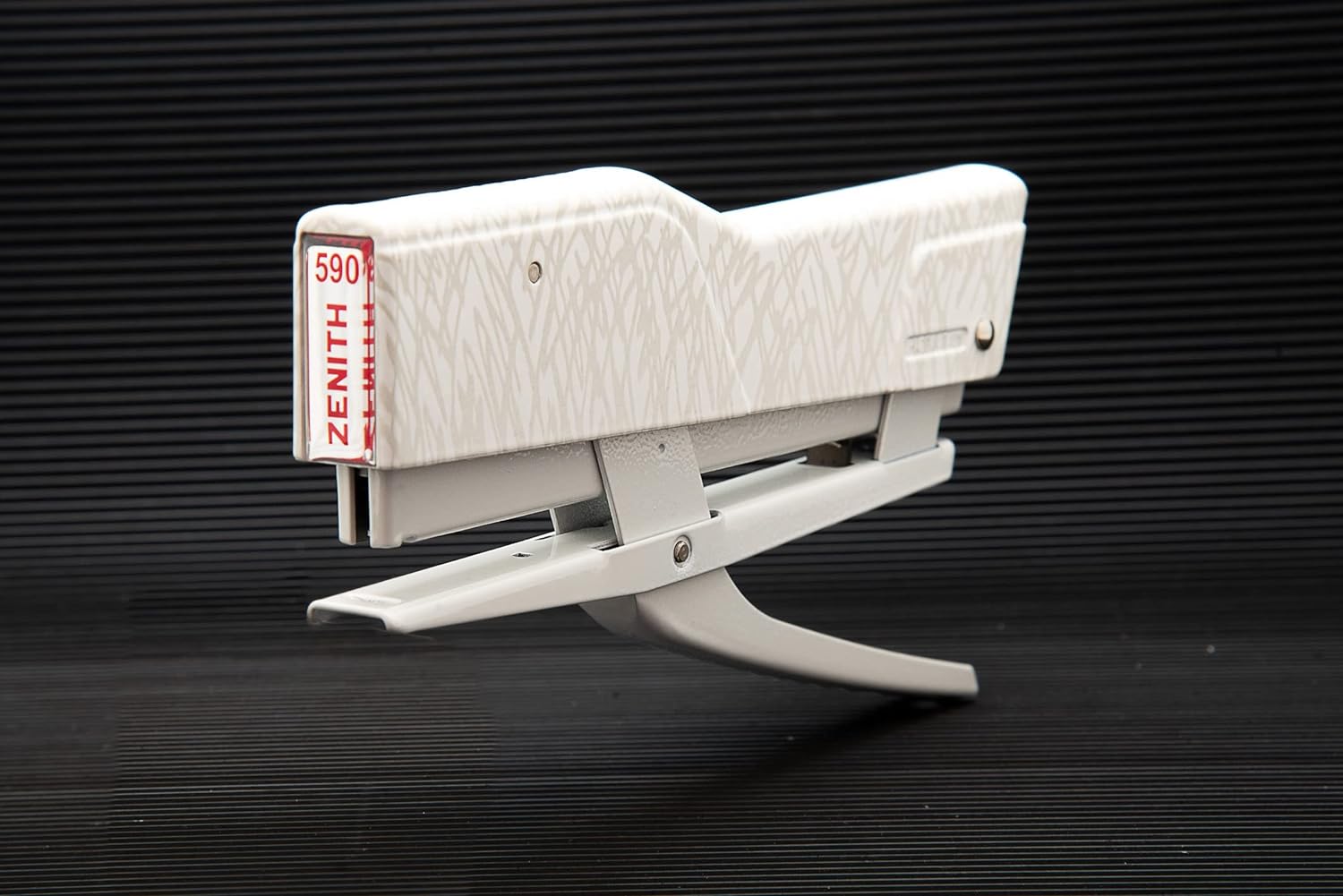 CUCITRICE A PINZA ZENITH 590 TECH WHITE WAVE